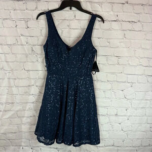 NWT formal dress navy city triangles sz 3 layered lace overlay